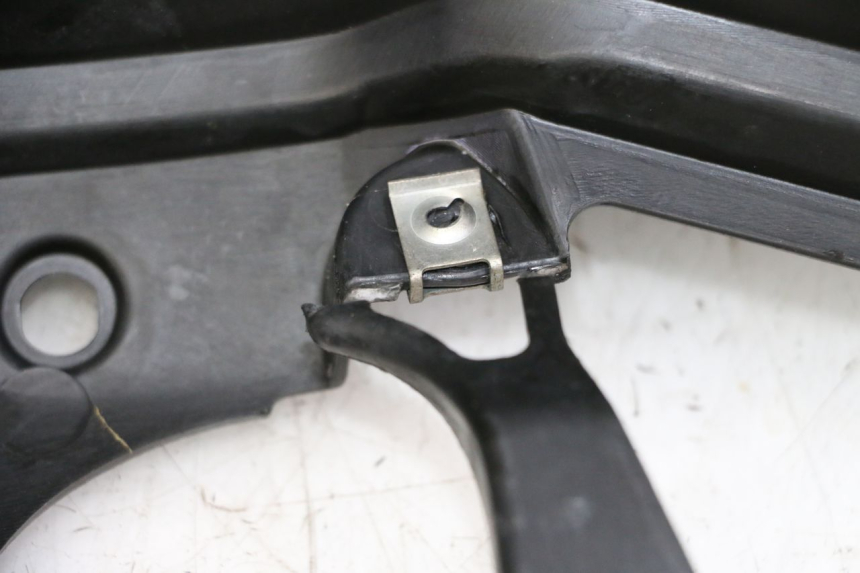 photo de TABLIER INTERIEUR YAMAHA X-MAX XMAX 125 (2010 - 2014)