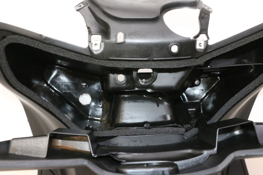 photo de TABLIER INTERIEUR YAMAHA X-MAX XMAX 125 (2010 - 2014)
