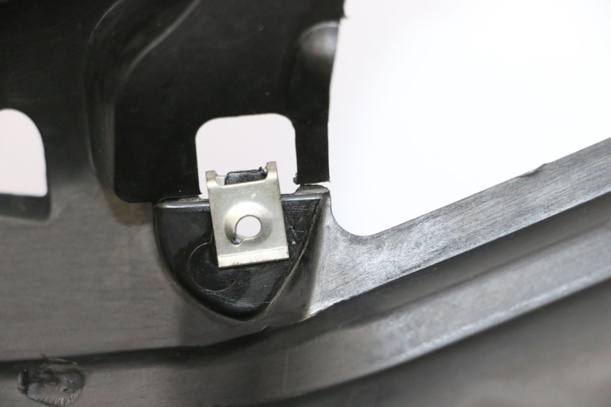 photo de TABLIER INTERIEUR YAMAHA X-MAX XMAX 125 (2010 - 2014)