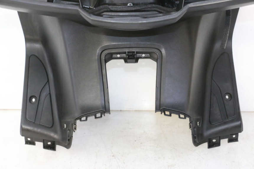 photo de TABLIER INTERIEUR YAMAHA X-MAX XMAX 125 (2010 - 2014)