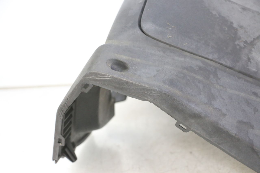 photo de TABLIER INTERIEUR YAMAHA X-MAX XMAX 250 (2006 - 2009)