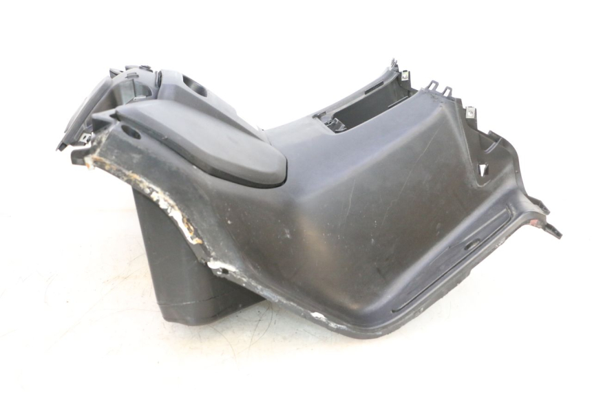 photo de TABLIER INTERIEUR YAMAHA X-MAX XMAX 125 (2010 - 2013) - Autre angle de vue