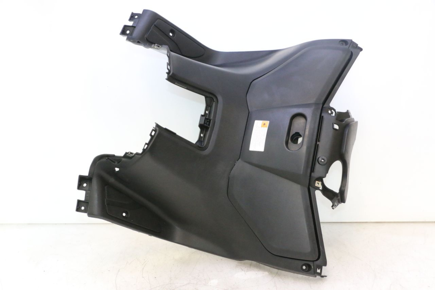 photo de TABLIER INTERIEUR YAMAHA X-MAX XMAX 125 (2010 - 2013) - Vue principale