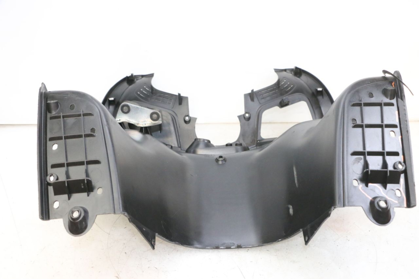 photo de TABLIER INTERIEUR PIAGGIO XEVO - X EVO 125 (2007 - 2016) - Zoom composants