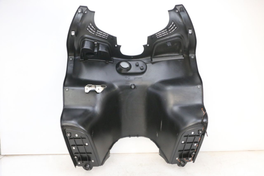 photo de TABLIER INTERIEUR PIAGGIO XEVO - X EVO 125 (2007 - 2016) - Zoom état d’usage