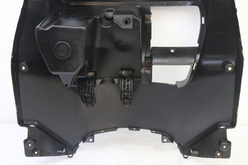 photo de TABLIER INTERIEUR YAMAHA XMAX X-MAX 125 (2006 - 2009)