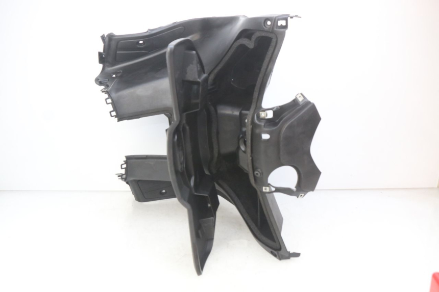 photo de TABLIER INTERIEUR YAMAHA X-MAX XMAX 125 (2010 - 2014)