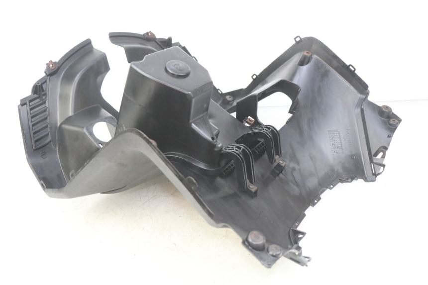 photo de TABLIER INTERIEUR YAMAHA XMAX X-MAX 125 (2006 - 2009)