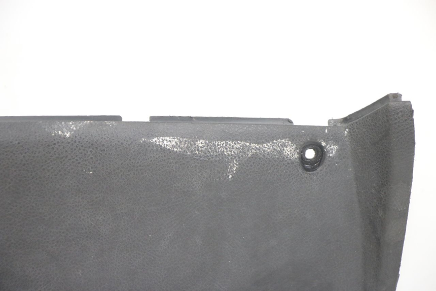 photo de TABLIER INTERIEUR YAMAHA YP MAJESTY 125 (1998 - 2001)