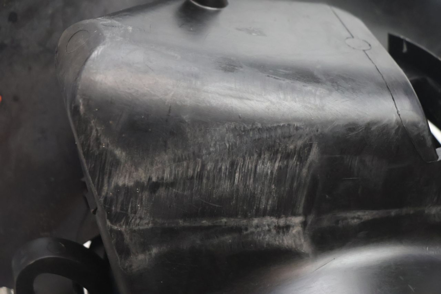 photo de TABLIER INTERIEUR PIAGGIO ZIP 4T 50 (2018 - 2020) - Zoom qualité