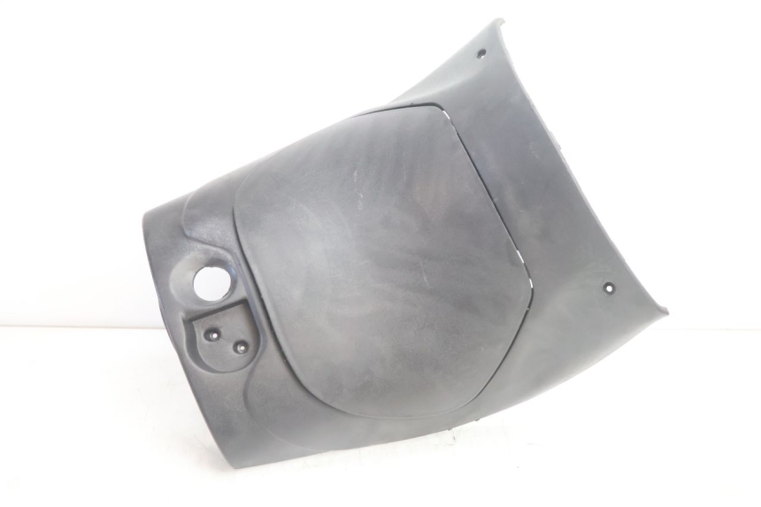 photo de TABLIER INTERIEUR PIAGGIO ZIP 4T 50 (2018 - 2020) - Points de fixation