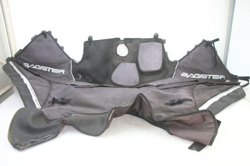 photo de TABLIER PROTECTION SUZUKI BURGMAN 125 (2018 - 2021) - Vue principale