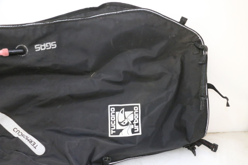 photo de TABLIER PROTECTION SUZUKI BURGMAN 125 (2007 - 2014)