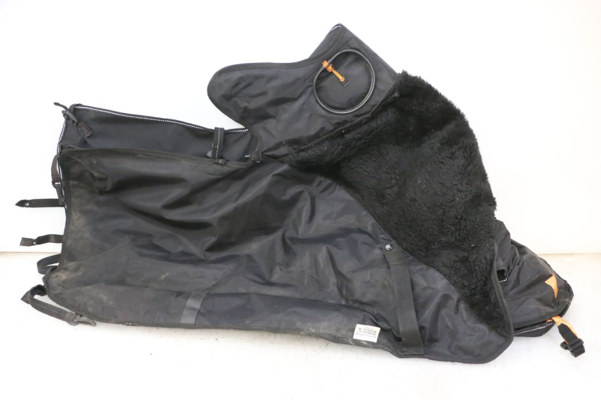 photo de TABLIER PROTECTION SUZUKI BURGMAN 125 (2007 - 2014)