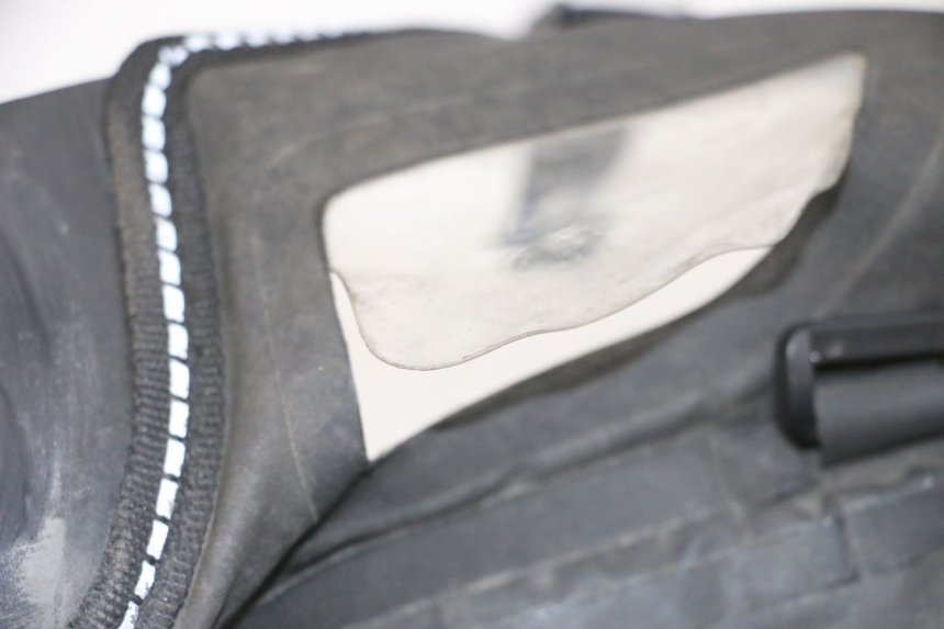 photo de TABLIER PROTECTION PIAGGIO MP3 HPE 300 (2019 - 2026) - Détail de la pièce