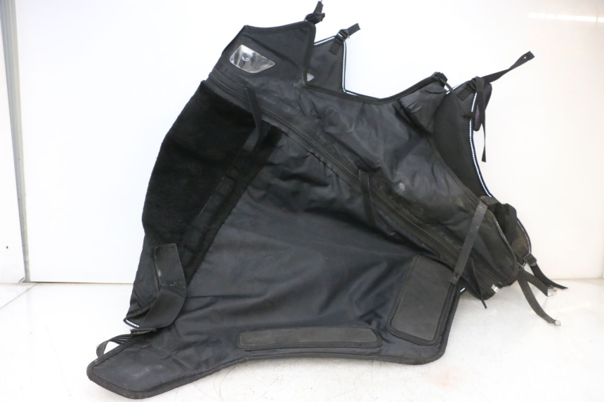 photo de TABLIER PROTECTION PIAGGIO MP3 HPE 300 (2019 - 2026) - Marquages et références