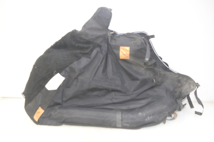 photo de TABLIER PROTECTION YAMAHA HW XENTER 125 (2011 - 2017)