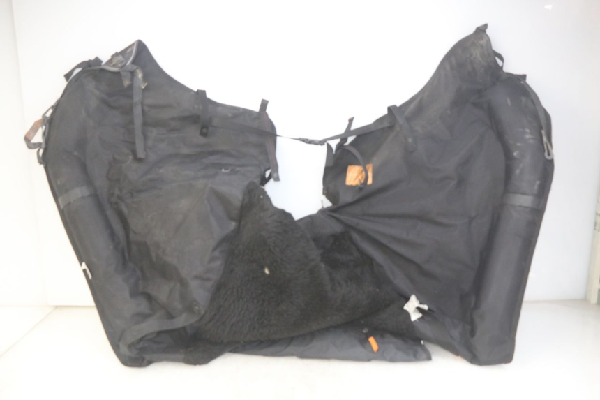photo de TABLIER PROTECTION YAMAHA HW XENTER 125 (2011 - 2017)