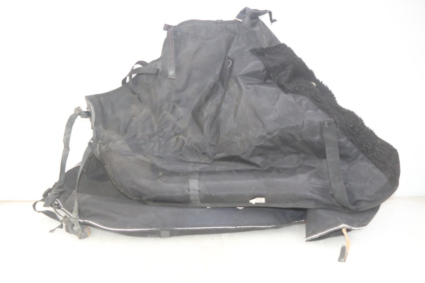 photo de TABLIER PROTECTION YAMAHA HW XENTER 125 (2011 - 2017)