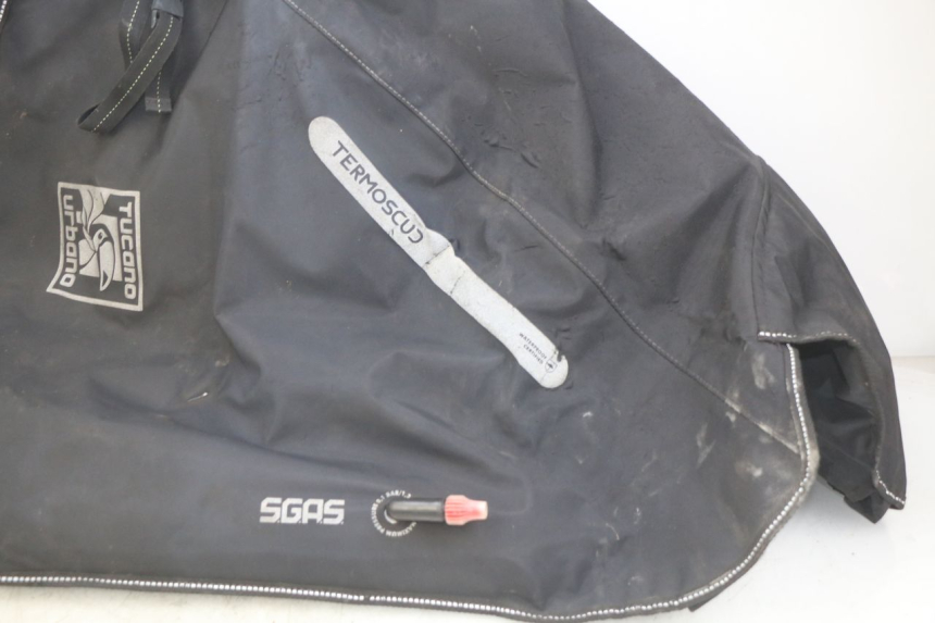 photo de TABLIER PROTECTION YAMAHA HW XENTER 125 (2011 - 2017)