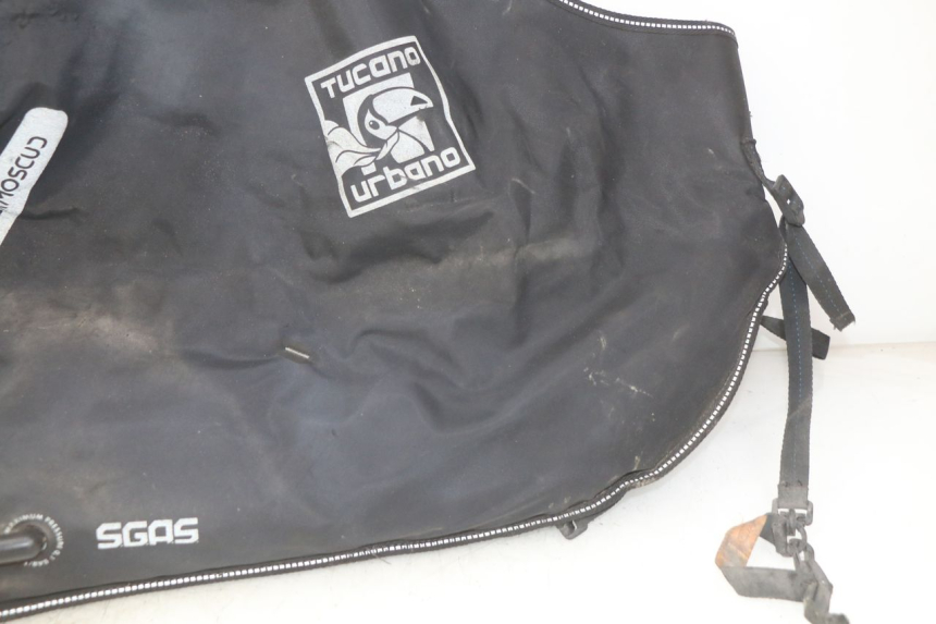 photo de TABLIER PROTECTION YAMAHA HW XENTER 125 (2011 - 2017)
