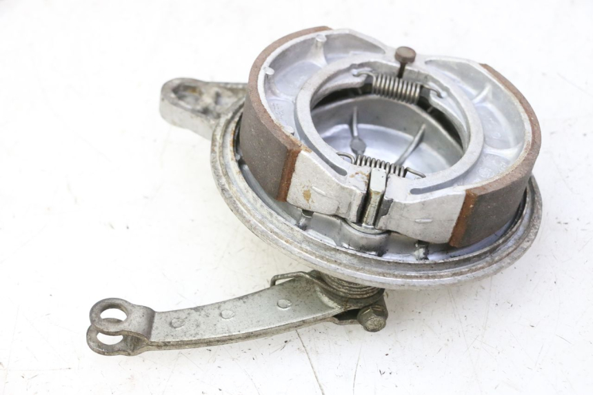 photo de Rear drum HYOSUNG GV AQUILA 125 (2000 - 2004)