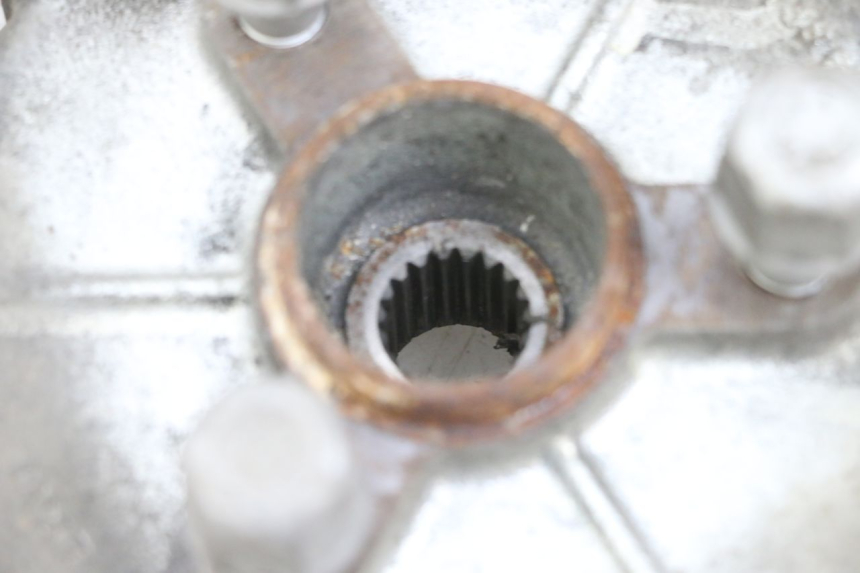 photo de TAMBOUR ARRIERE PEUGEOT ELYSEO 125 (1999 - 2004) - Gros plan technique