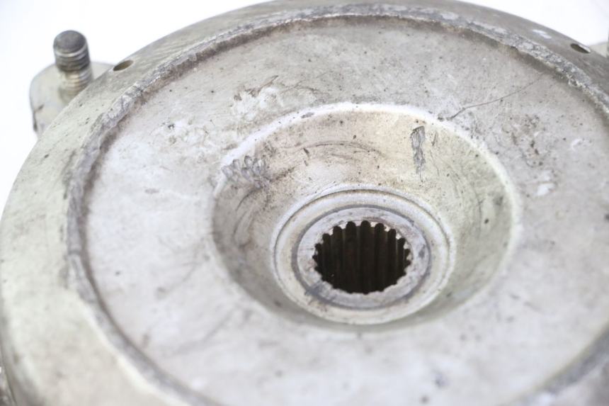 photo de TAMBOUR ARRIERE HONDA SCV LEAD 100 (2003 - 2007) - Gros plan technique