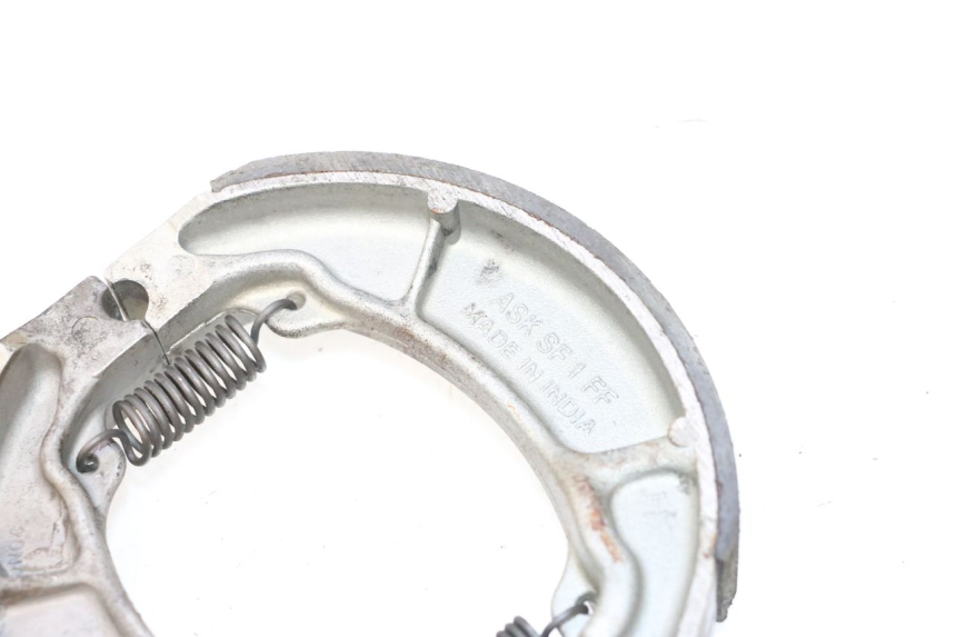 photo de TAMBOUR ARRIERE HONDA SCV LEAD 100 (2003 - 2007) - Marquages et références