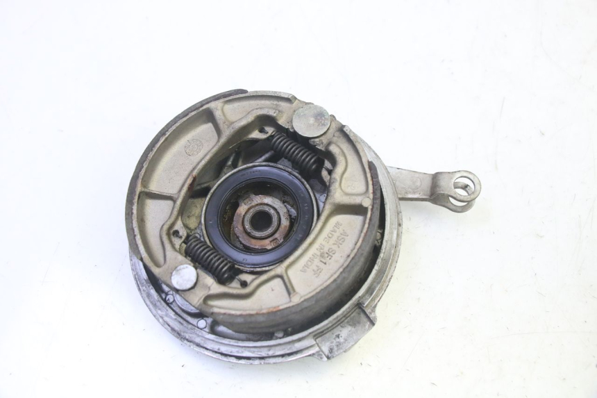 photo de TAMBOUR AVANT HONDA SCV LEAD 100 (2003 - 2007)