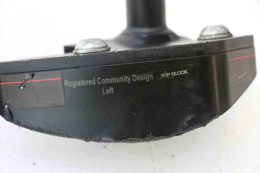 photo de TAMPON MOTEUR SUZUKI GSR 600 (2005 - 2012) - Détail de la pièce