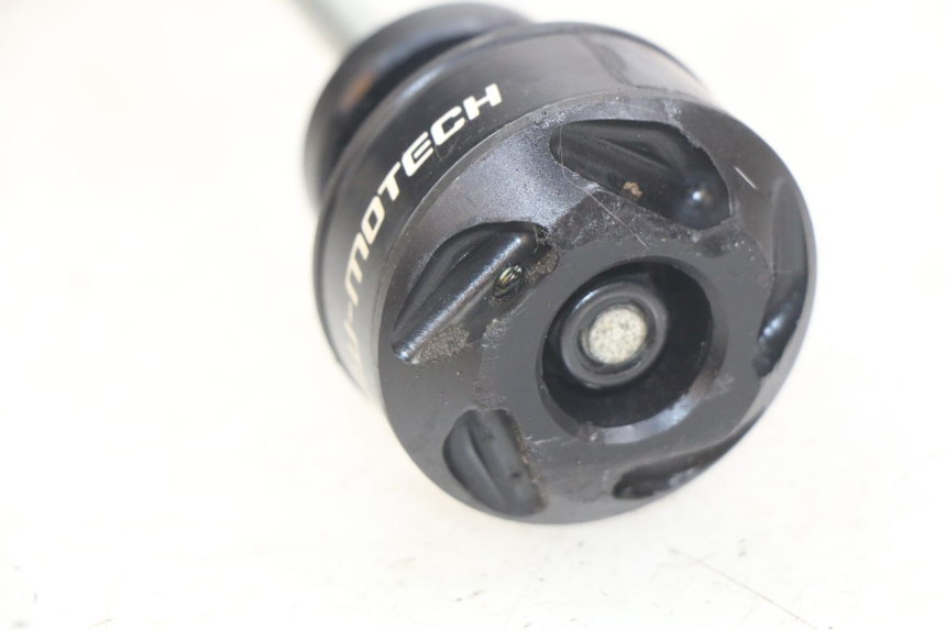 photo de TAMPON MOTEUR HONDA CB R 1000 (2018 - 2023)