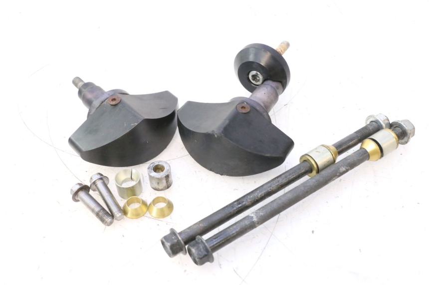 photo de TAMPON MOTEUR YAMAHA YZF R6 600 (2008 - 2009) - Détails caractéristiques