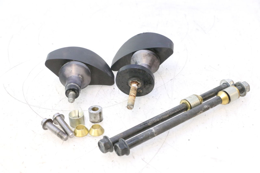 photo de TAMPON MOTEUR YAMAHA YZF R6 600 (2008 - 2009) - État de surface