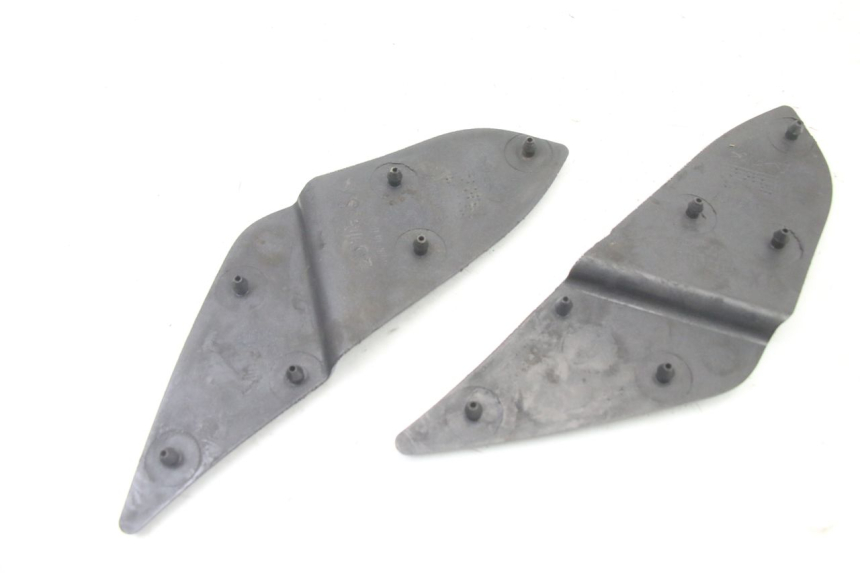 photo de TAPIS MARCHE PIED APRILIA ATLANTIC 125 (2003 - 2009)