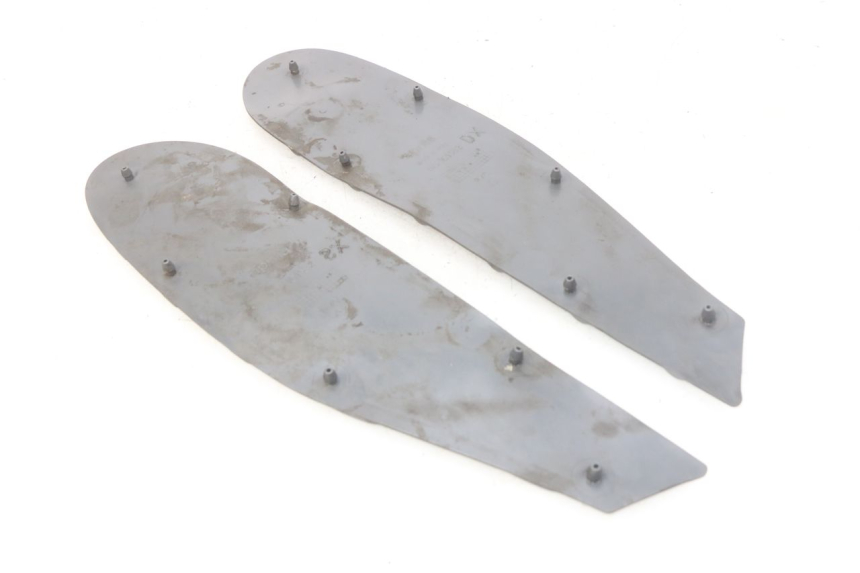 photo de TAPIS MARCHE PIED APRILIA SR LC 50 (1997 - 2004)