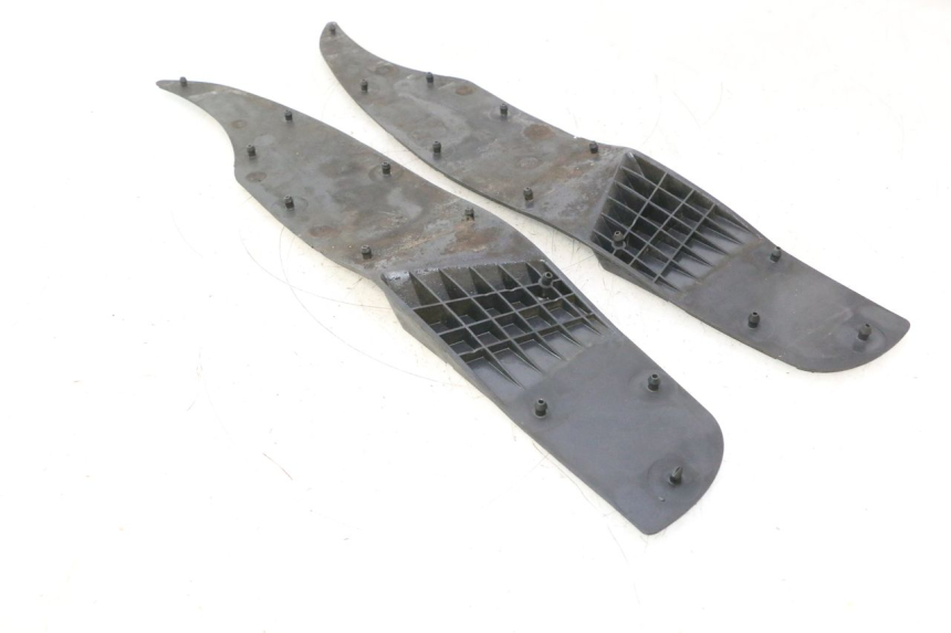 photo de TAPIS MARCHE PIED APRILIA ATLANTIC S 125 (2010 - 2013) - Pièce contrôlée