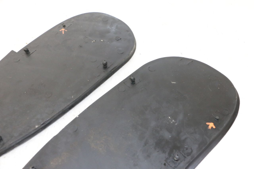 photo de TAPIS MARCHE PIED BMW C1 125 (2000 - 2003)