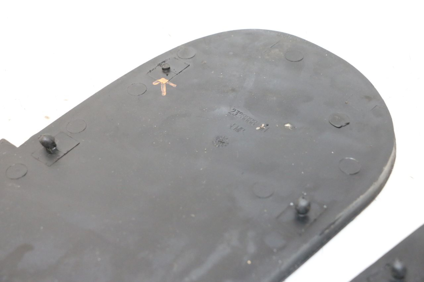 photo de TAPIS MARCHE PIED BMW C1 125 (2000 - 2003)