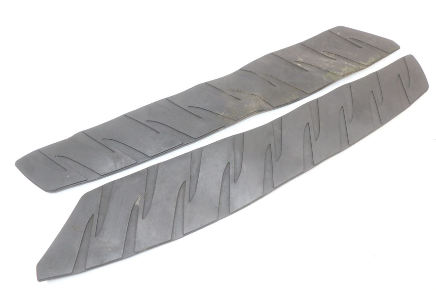 photo de TAPIS MARCHE PIED HONDA FJS SILVER WING SILVERWING 400 (2005 - 2008)