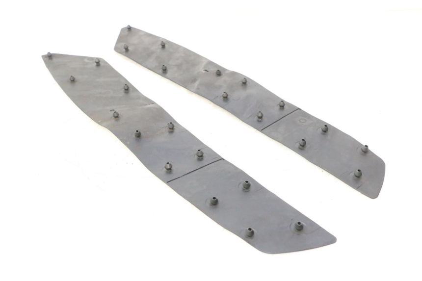 photo de TAPIS MARCHE PIED HONDA FJS SILVER WING SILVERWING 400 (2005 - 2008) - Détail de la pièce