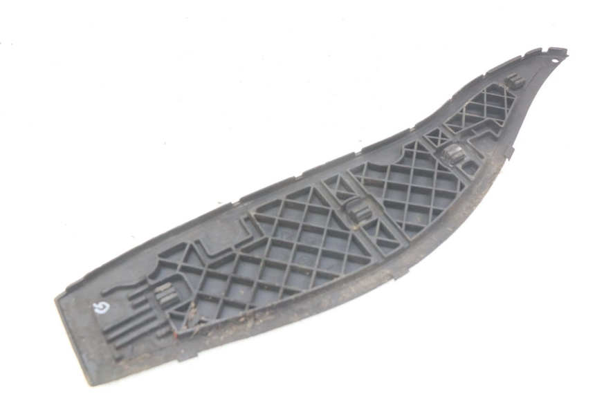 photo de TAPIS MARCHE PIED GILERA NEXUS 125 (2007 - 2009)