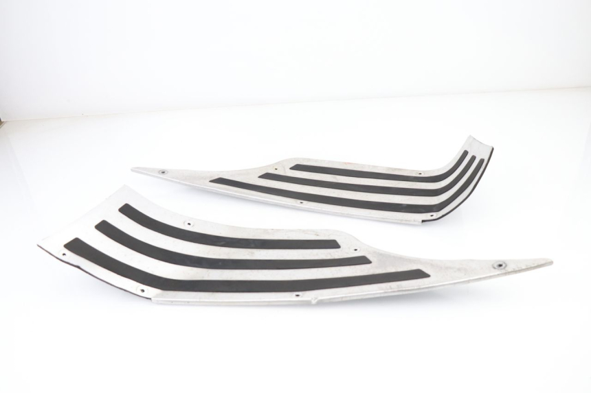 photo de TAPIS MARCHE PIED GOWINN DOLCE VITA 125 (2007 - 2013)