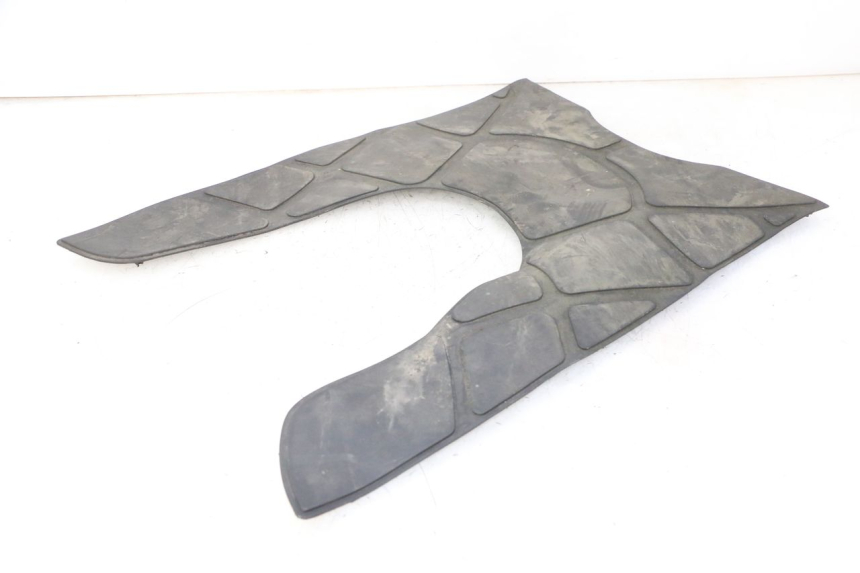 photo de TAPIS MARCHE PIED KYMCO GRAND DINK 125 (2008 - 2014)