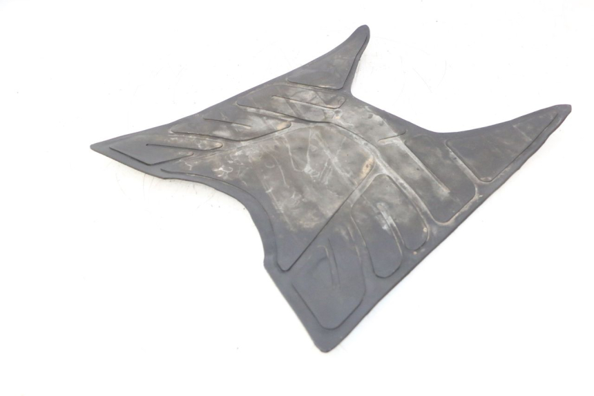 photo de TAPIS MARCHE PIED EUROCKA GTR 50 (2007 - 2017) - Vue principale