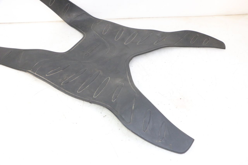 photo de TAPIS MARCHE PIED DAELIM HISTORY 125 (2001 - 2002)