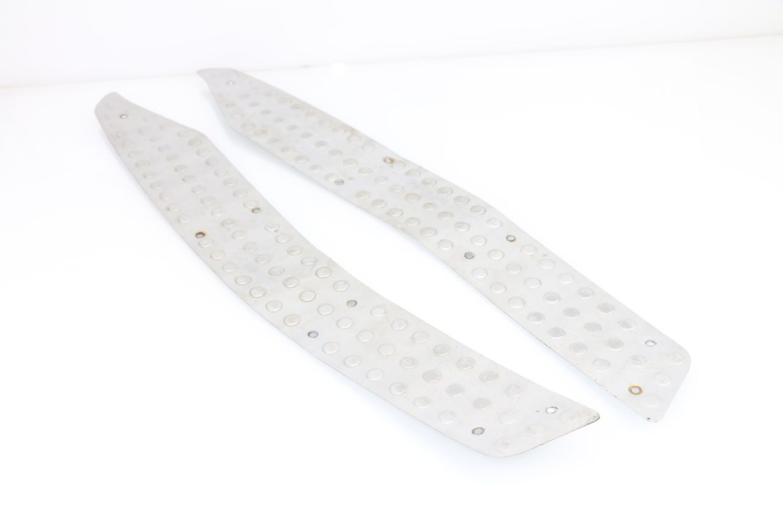 photo de TAPIS MARCHE PIED JONWAY AZTRAL 125 (2008 - 2017)