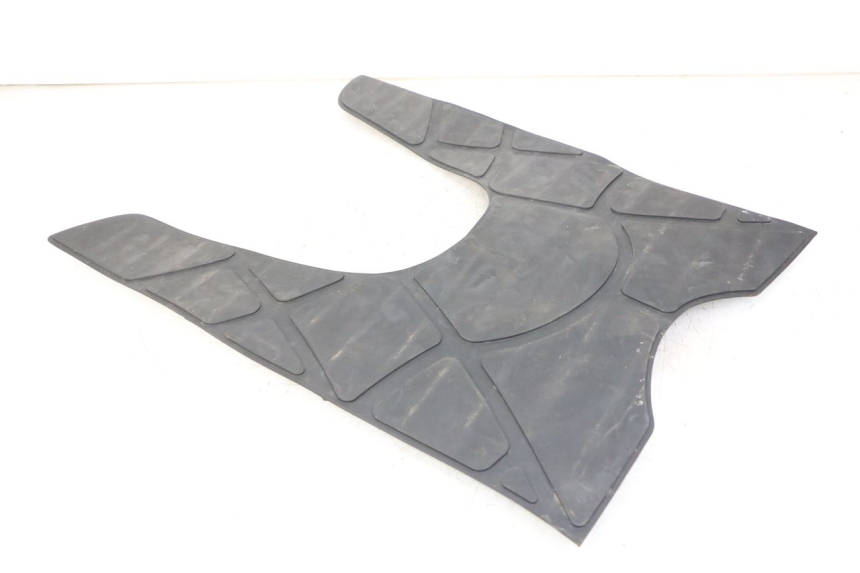 photo de TAPIS MARCHE PIED KYMCO GRAND DINK 125 (2008 - 2014)