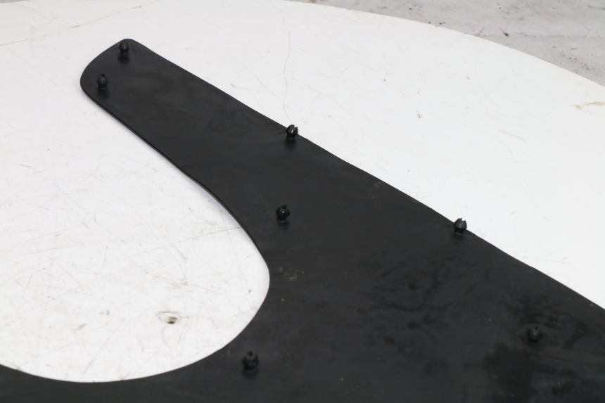 photo de TAPIS MARCHE PIED KYMCO GRAND DINK 125 (2002 - 2007)