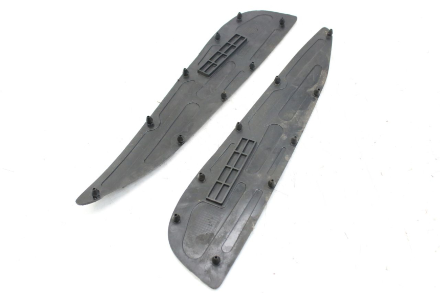 photo de TAPIS MARCHE PIED MBK SKYCRUISER 125 (2010 - 2013)